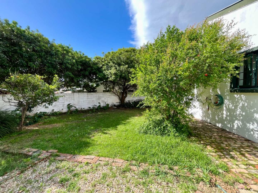 2 Bedroom Property for Sale in Fisherhaven Western Cape